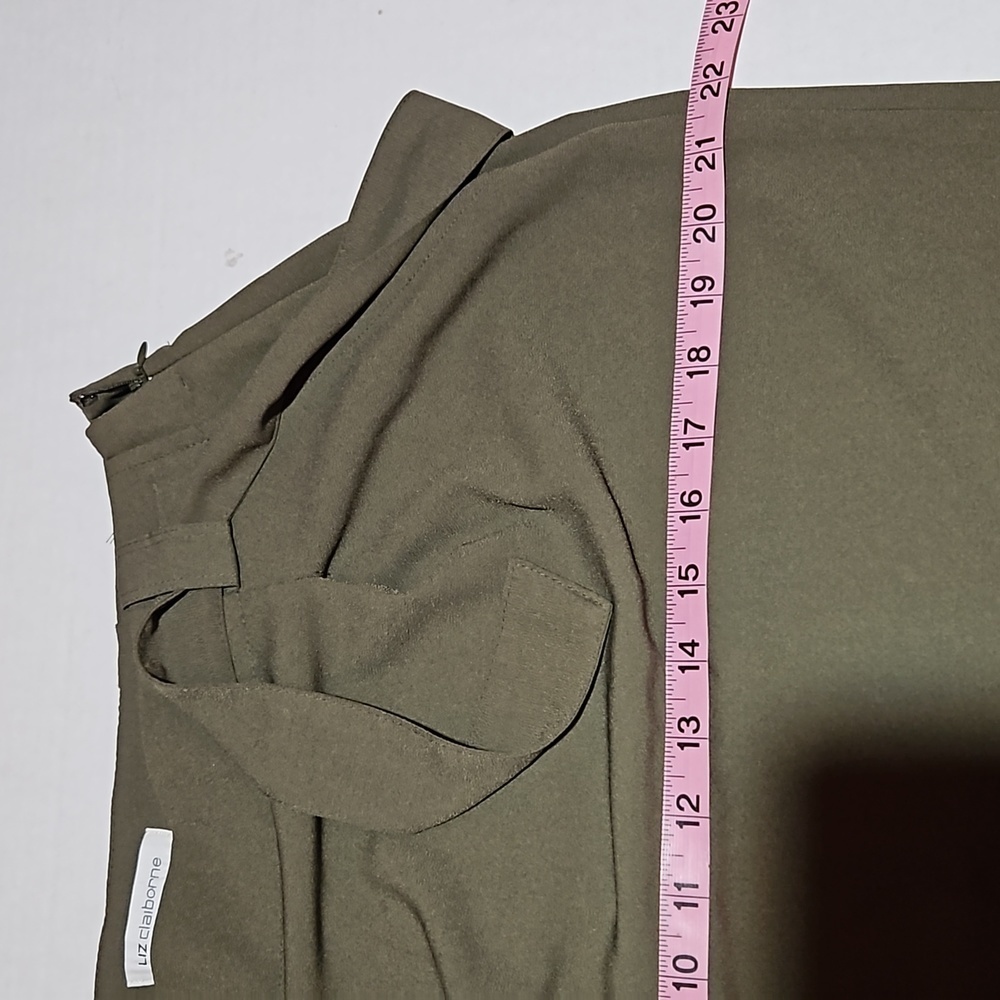 Liz Claiborne | Olive Green Lightweight Pencil Skirt - Picture 8 of 10
